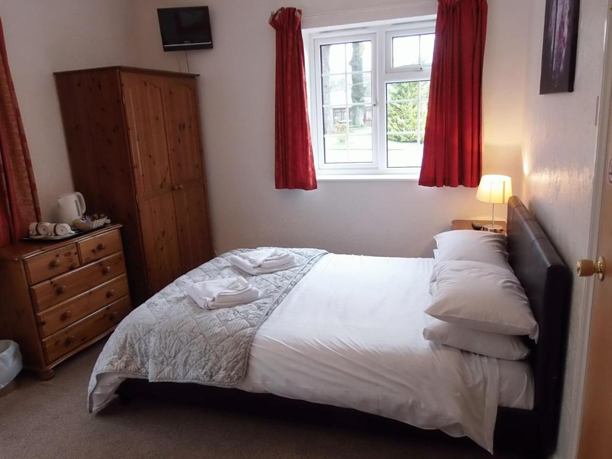 Betty Cottles Inn Okehampton Esterno foto